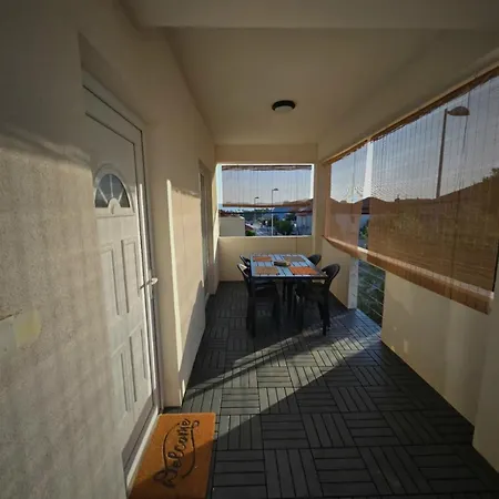 Lapaulinas Ii * Zadar